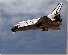 220px-Atlantis_is_landing_after_STS-30_mission
